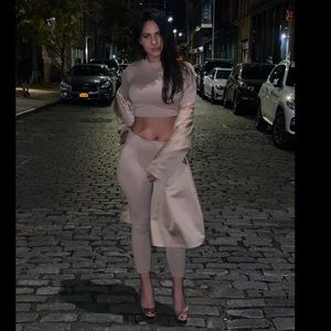 Meet your Posher, Ines